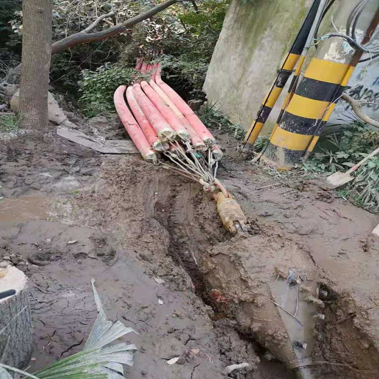 黄石水泥拖拉管